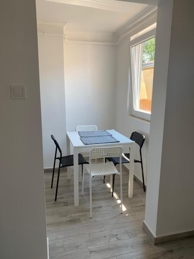 Amira Apartman Apartamento Hajdúszoboszló Exterior foto