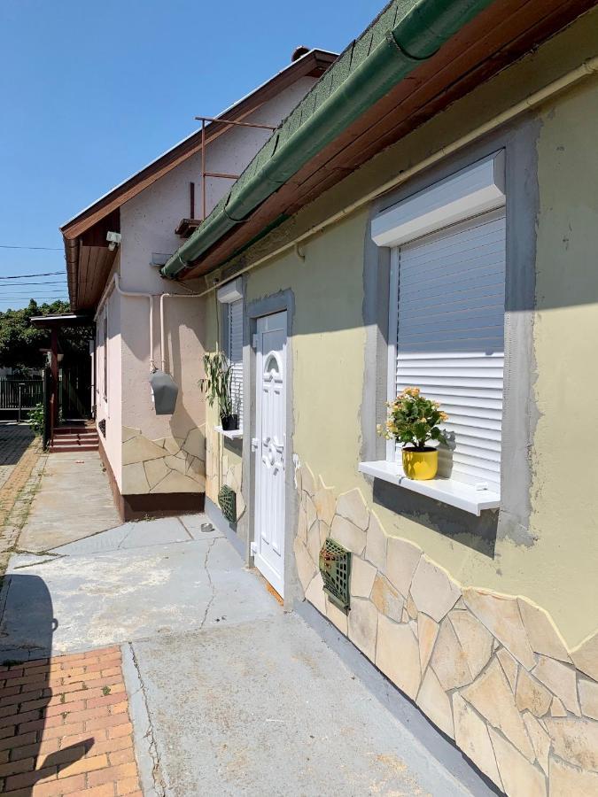 Amira Apartman Apartamento Hajdúszoboszló Exterior foto